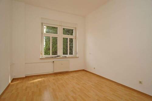 Schlafen - 2 Zimmer Etagenwohnung in Dresden