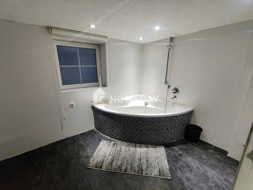 Badezimmer - 1 Zimmer Einfamilienhaus in Erolzheim