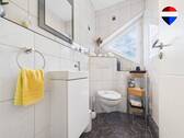 REMAX Immobilien DeLux Eigentumswohung WC Saarlouis Mark Borowicz - 