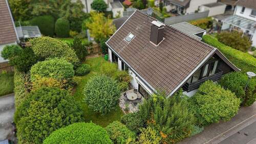 Außenansicht - 4 Zimmer Einfamilienhaus zum Kaufen in Köln