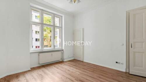 Wohnzimmer 2 - Charmante 1-Zimmer-Altbauwohnung in zentraler und gefragter Lage