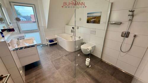 Großes Badezimmer - 
