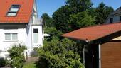 Haus rechts u. Garage - 