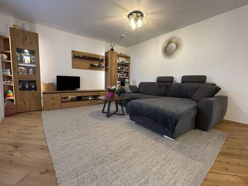 Wohnzimmer_2 - 3 Zimmer Etagenwohnung zum Kaufen in Unterschleissheim