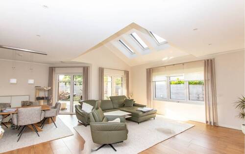 Bild... - Bungalow mit exklusiver Ausstattung und Wellness-Oase! #Sauna #Doppelgarage #Pool