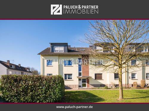 Hausansicht - Obergeschosswohnung mit Balkon & Garage in Dortmund-Brechten
