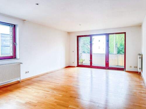 Wohnzimmer - 2 Zimmer Etagenwohnung zum Kaufen in Hamburg