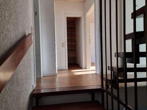 Blick Treppe erster Stock - 