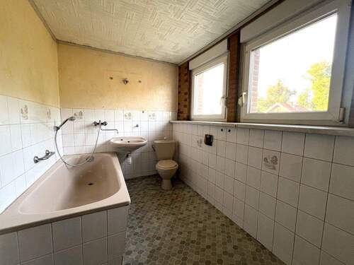 Bad im Dachgeschoss - 