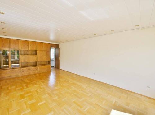 Wohnzimmer EG - Mehrfamilienhaus, Wohnhaus mit 146,00 m&sup2; in Haan zum Kaufen