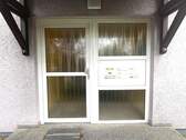 Hauseingangstüre - Etagenwohnung mit 80,00 m&sup2; in Nürnberg zum Kaufen