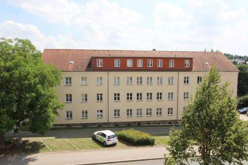 Hausansicht vorn - 3 Zimmer Etagenwohnung in Gera