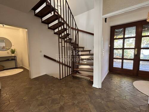 Geräumige Eingangsdiele - 