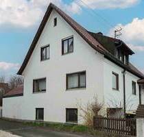 Doppelhaushälfte mit Potenzial in ruhiger Lage - vielseitig nutzbar & voll unterkellert in Neusäß