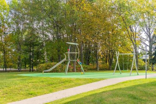 Spielplatz im Wohnumfeld - 