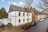Außenansicht - Ein -oder Zweifamilienhaus in Top-Lage von Hürth-Efferen