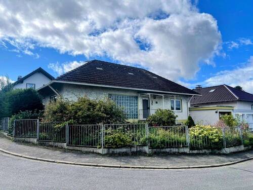 Herzlich Willkommen - 4 Zimmer Einfamilienhaus zum Kaufen in Groß-Zimmern / Klein-Zimmern