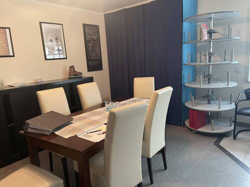 Büro UG - 