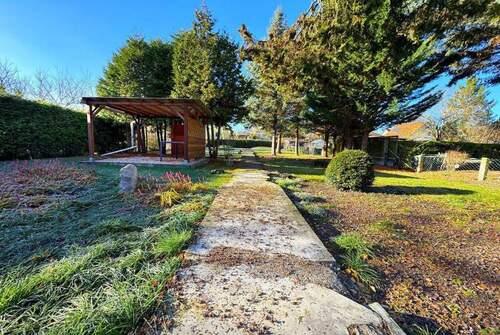 Bild1 - Halle-Nietleben: Kleines saniertes Haus mit Anbaureserve, großes Gartengrundstück