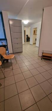 Flur - Büro mit 106,00 m&sup2; in Würzburg zur Miete