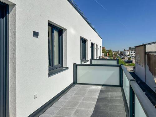 Sonniger Balkon - 