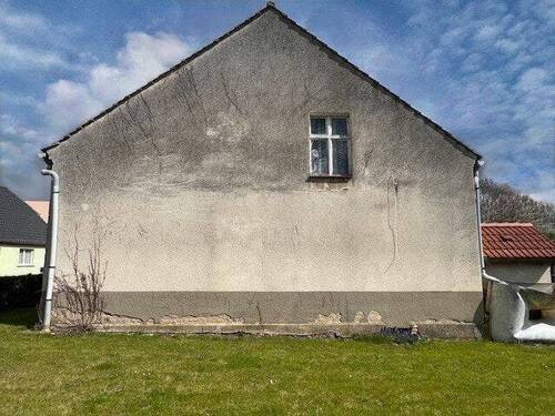 Giebel - 8 Zimmer Einfamilienhaus in Bartow