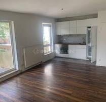 Helle Etagenwohnung mit EBK, Tageslicht-Duschbad und Balkon in der östlichen Altstadt - Rostock Stadtmitte