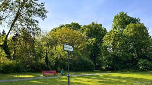 Gustav-Mahler-Platz - 