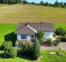 Renovierungsbedürftiges EFH im Bungalowstil mit großem Grundstück - Schorndorf Knöbling