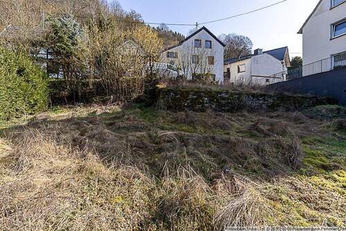 Blick zur Straßenfront - 