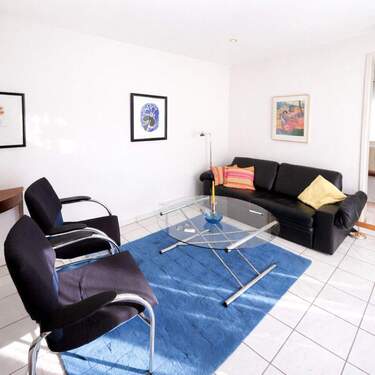 Wohnbereich Ansicht I - 2 Zimmer Etagenwohnung in Frankfurt am Main