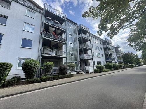 Außenansicht - 2 Zimmer Etagenwohnung zum Kaufen in Hürth