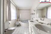 Vollbad im EG., - 
