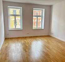 HOCHWERTIGE WOHNUNG MIT PARKETT, FUßBODENHEIZUNG, LIFT, EBK SOWIE MODERNEM BAD!!! - Chemnitz Sonnenberg