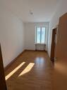 Schlafzimmer 1.jpeg - 3 Zimmer Etagenwohnung zur Miete in Lörrach