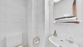 Gäste WC - Etagenwohnung mit 96,00 m&sup2; in Neuss zum Kaufen