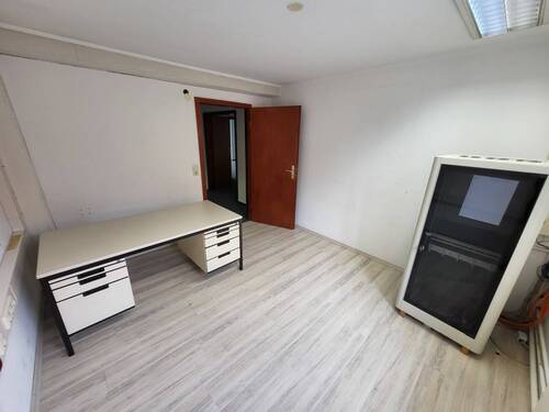 1. Büro rechts - 
