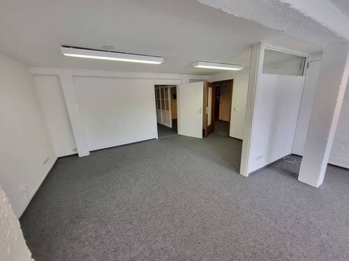 1. Büro links - 