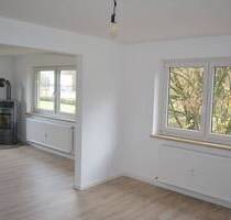 Gepflegte 2,5-3.-Zimmer-Wohnung. - Obertraubling Niedertraubling