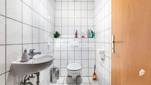 KG Toilette - 