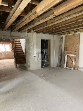 Innen - 8 Zimmer Einfamilienhaus in Lug