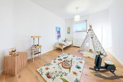 Kinderzimmer/Büro - Etagenwohnung mit 83,00 m&sup2; in Leonberg zum Kaufen