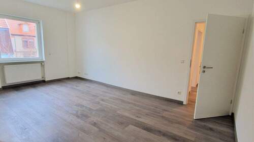 Wohnzimmer - 2 Zimmer Etagenwohnung zur Miete in Mannheim
