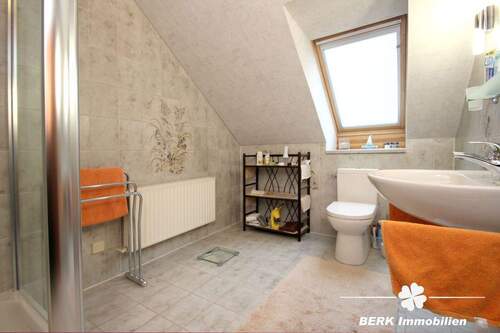 Badezimmer DG - 