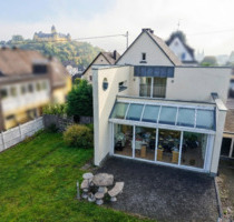 Charmantes Einfamilienhaus mit lichtdurchflutetem Anbau und großem Raumangebot - Montabaur