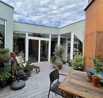 Schöneberger Rarität: Dachwohnung mit zentralem Atriumgarten - vermietet - Berlin