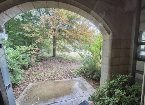 Warteraum Aufgang Bahnhsteige - 