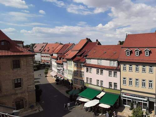 Bild 1 - Gepflegte 3-Zimmer-DG-Wohnung mit Einbauküche und Kamin in Bad Langensalza