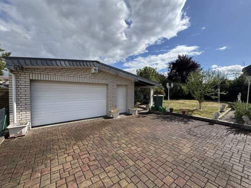 Bild 2 - 6 Zimmer Einfamilienhaus zum Kaufen in Nordstemmen