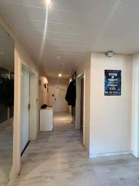 Flur - 3 Zimmer Etagenwohnung in Bad Grund